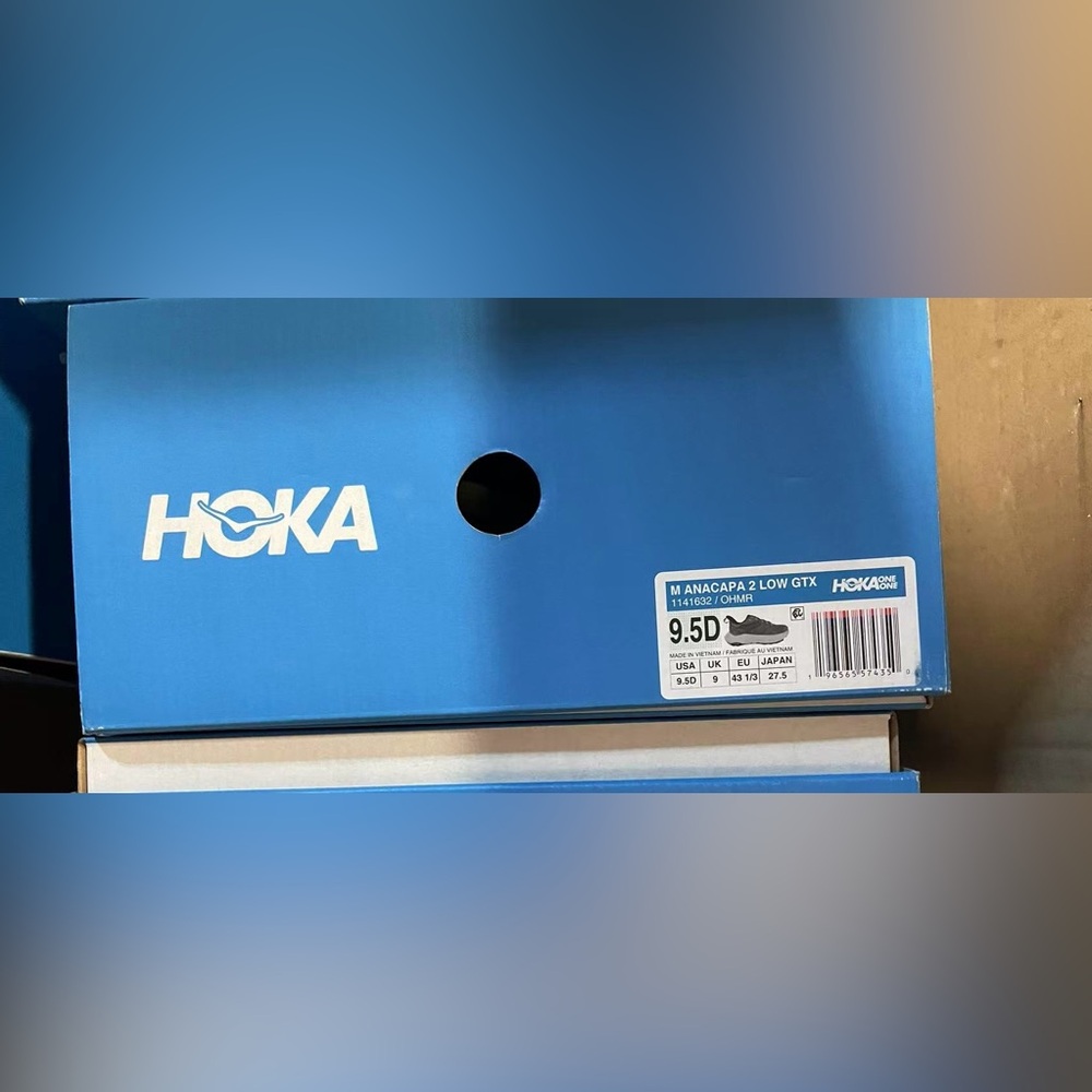 Hoka shoes